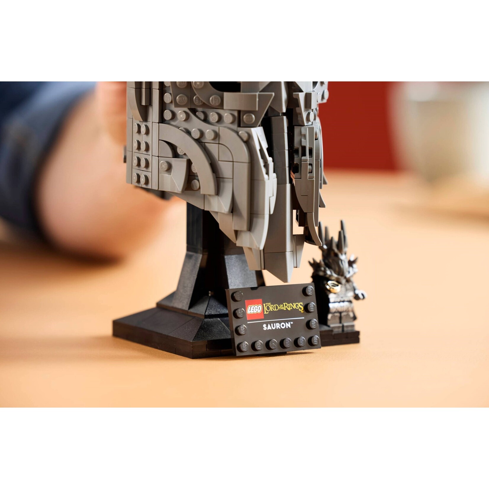LEGO The Lord of the Rings: de helm van Sauron - 11373
