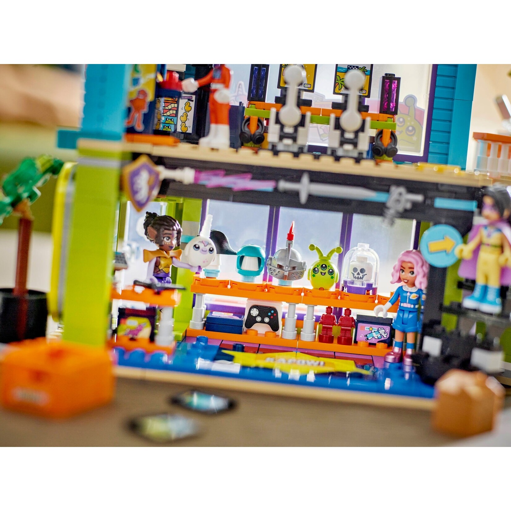 LEGO Stripboeken- en gamewinkel - 42674