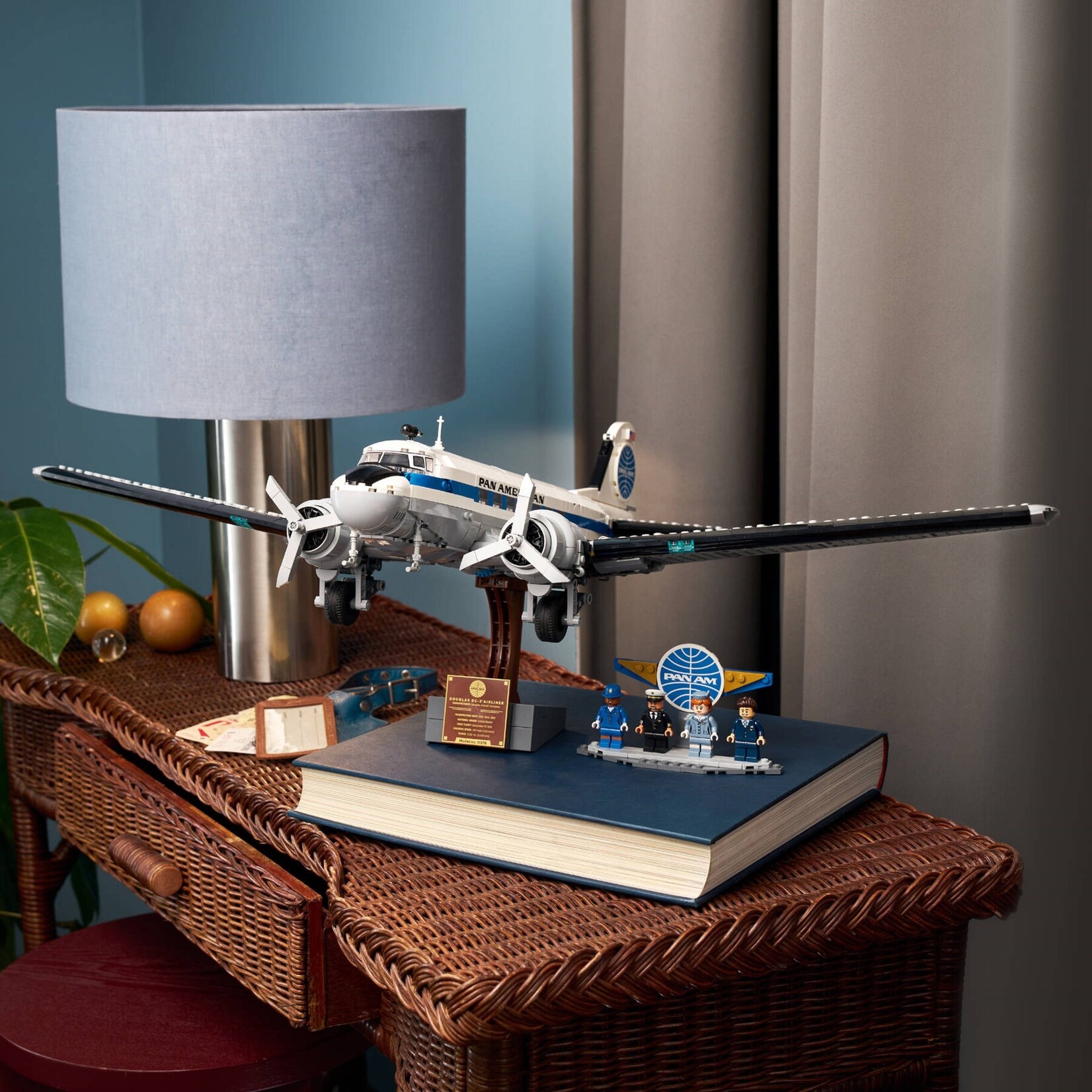 LEGO Douglas™ DC-3™ PAN AM® passagiersvliegtuig - 11378