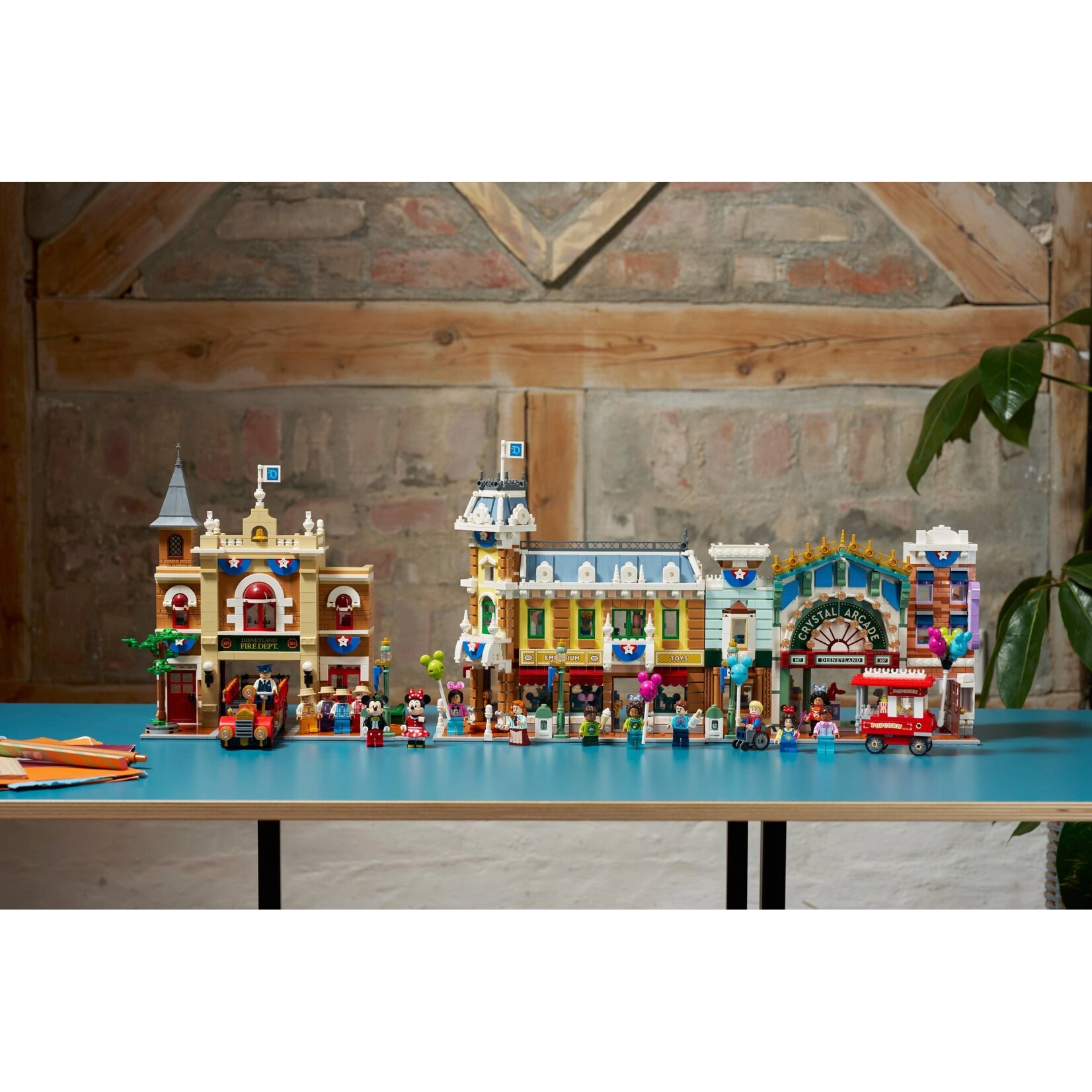 LEGO Main Street, U.S.A. - 43302