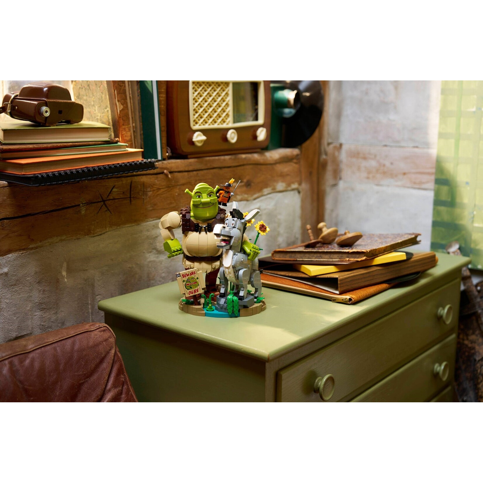 LEGO Shrek, Donkey & Puss in Boots - 72423