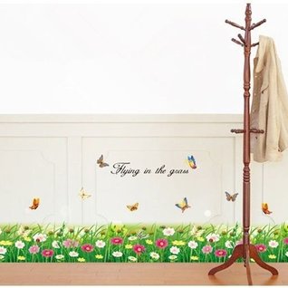Muursticker bloemen en vlinders strook / plint kinderkamer
