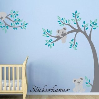 Muursticker boom en tak met koala's babykamer Muursticker boom en tak met koala's babykamer