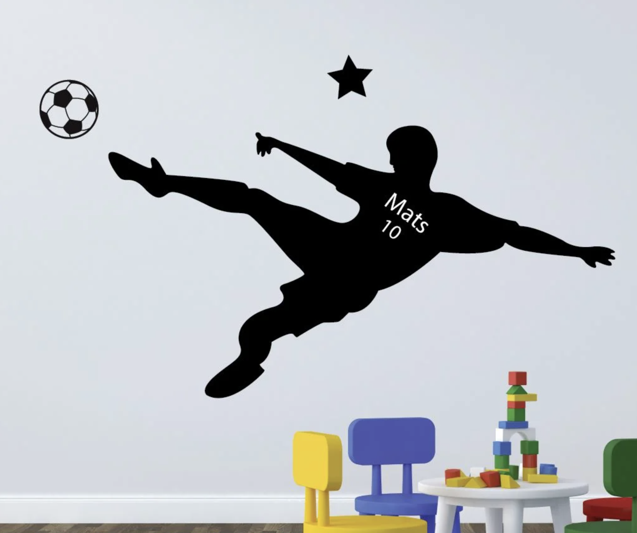 Muursticker stoere voetbal naamsticker kinderkamer jongen