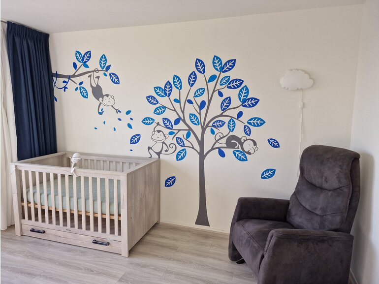 Muursticker boom en apen babykamer /  kinderkamer