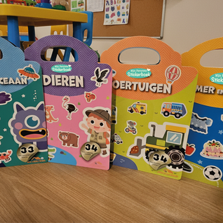 Herbruikbaar Stickerboek Kinderen: 4 Thema's