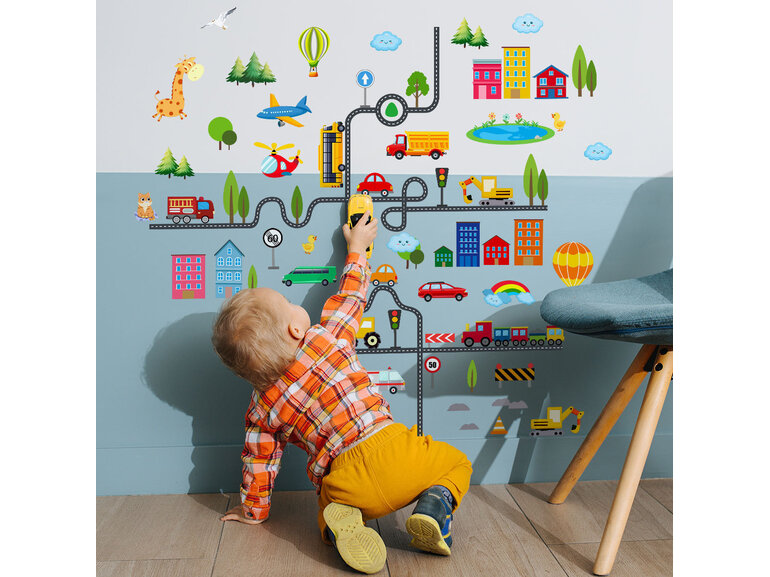 Muursticker auto weg voertuigen stad dieren kinderkamer 112x107cm
