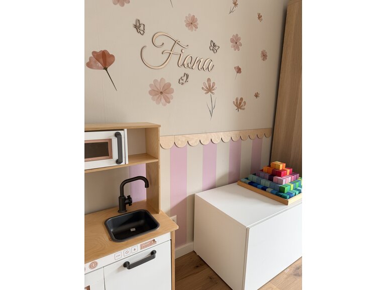 Houten lambrisering wandlijst voor de kinderkamer Stickerkamer Houten lambrisering wandlijst voor de kinderkamer