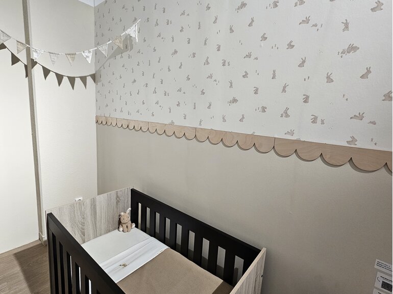 Houten Schelp / Scallop Lambrisering voor baby en kinderkamer