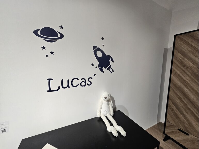 Muursticker naam ruimte kinderkamer jongen