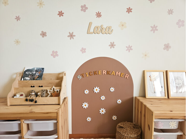 Complete vrolijke earthy kinderkamer bundel met magneetstickers, muurstickers en gepersonaliseerd houten naambord Complete vrolijke earthy kinderkamer bundel met magneetstickers, muurstickers en gepersonaliseerd houten naambord