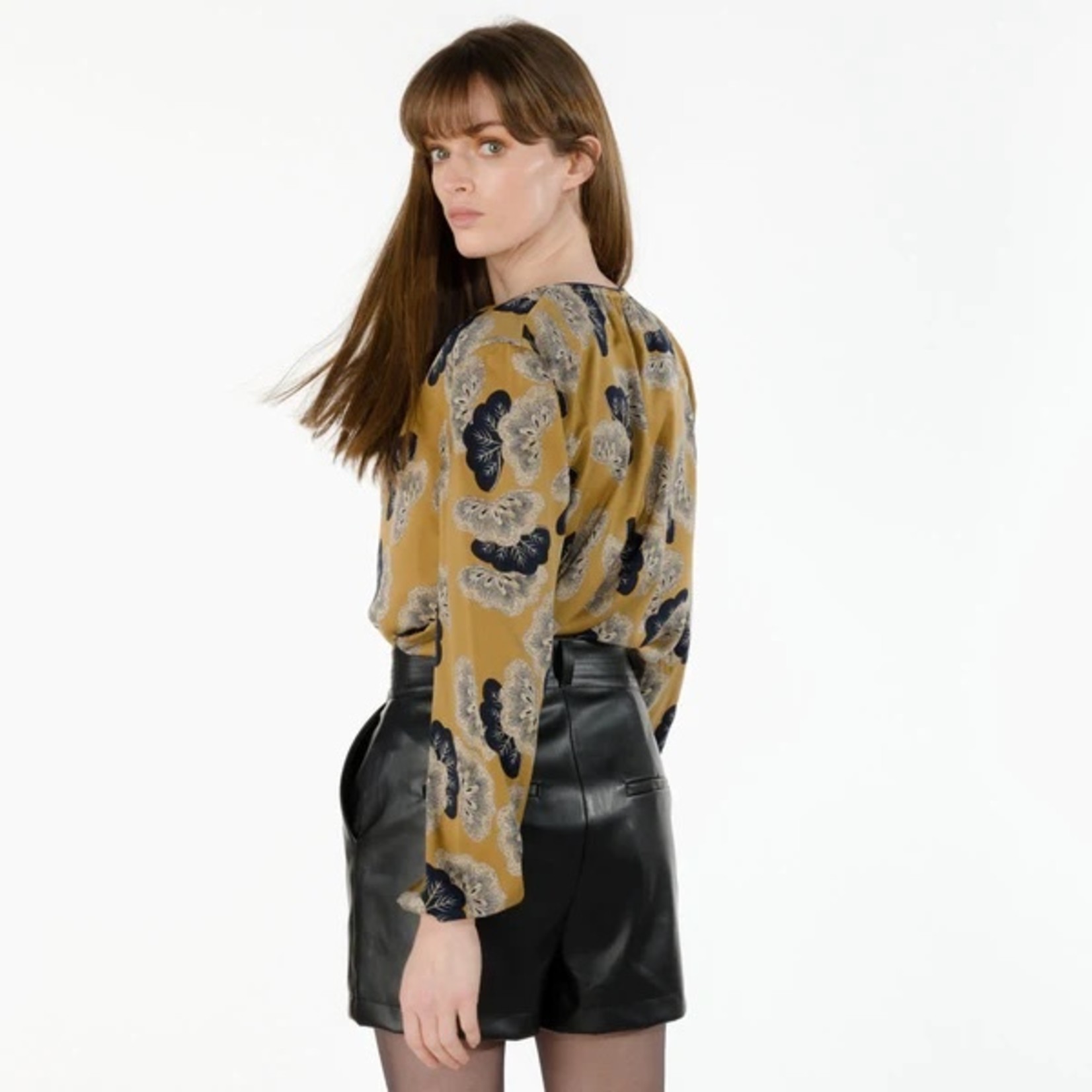 Artlove - blouse Ombeline - mustard