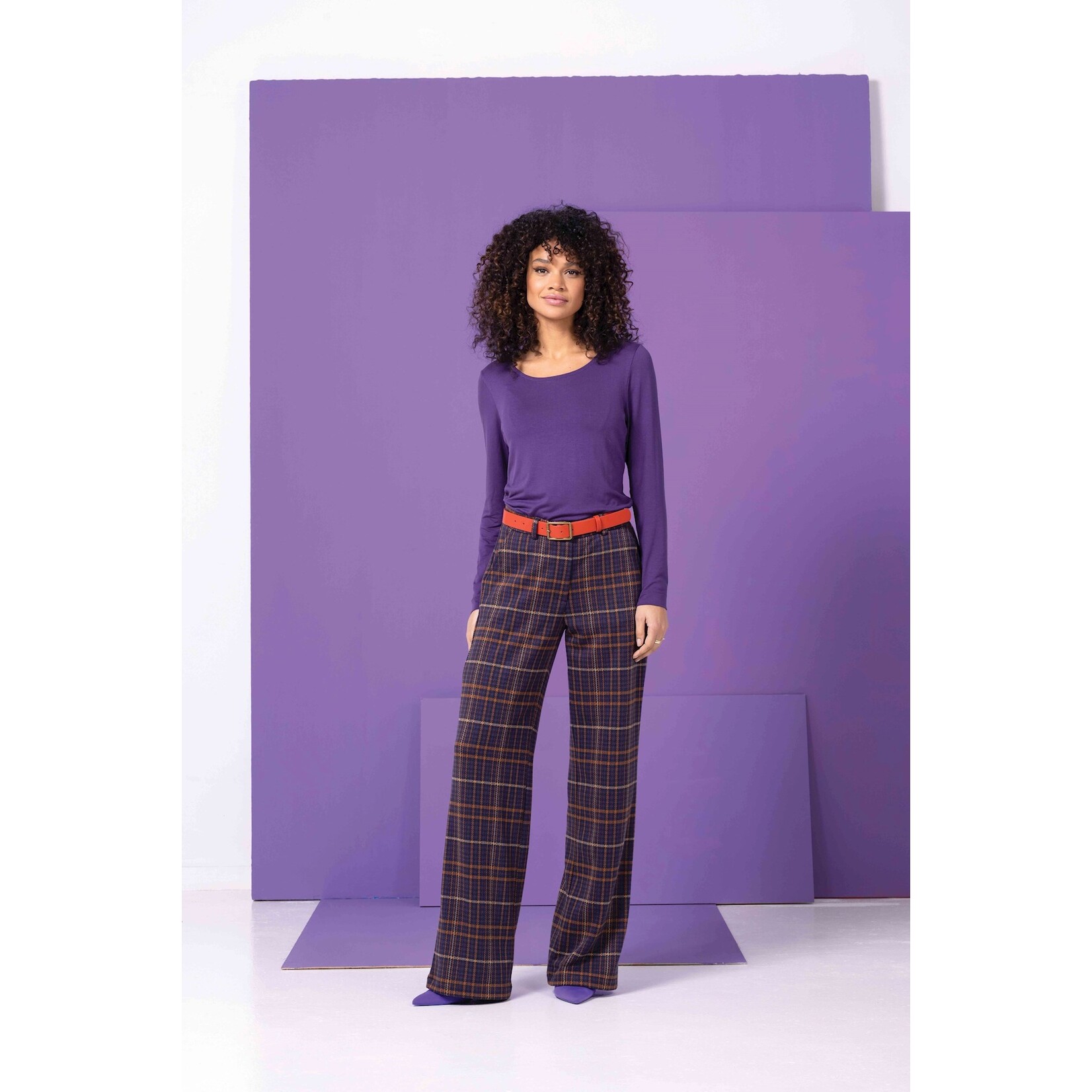 Cloud9 232KCH08 Lola pantalon wide leg, check plum.