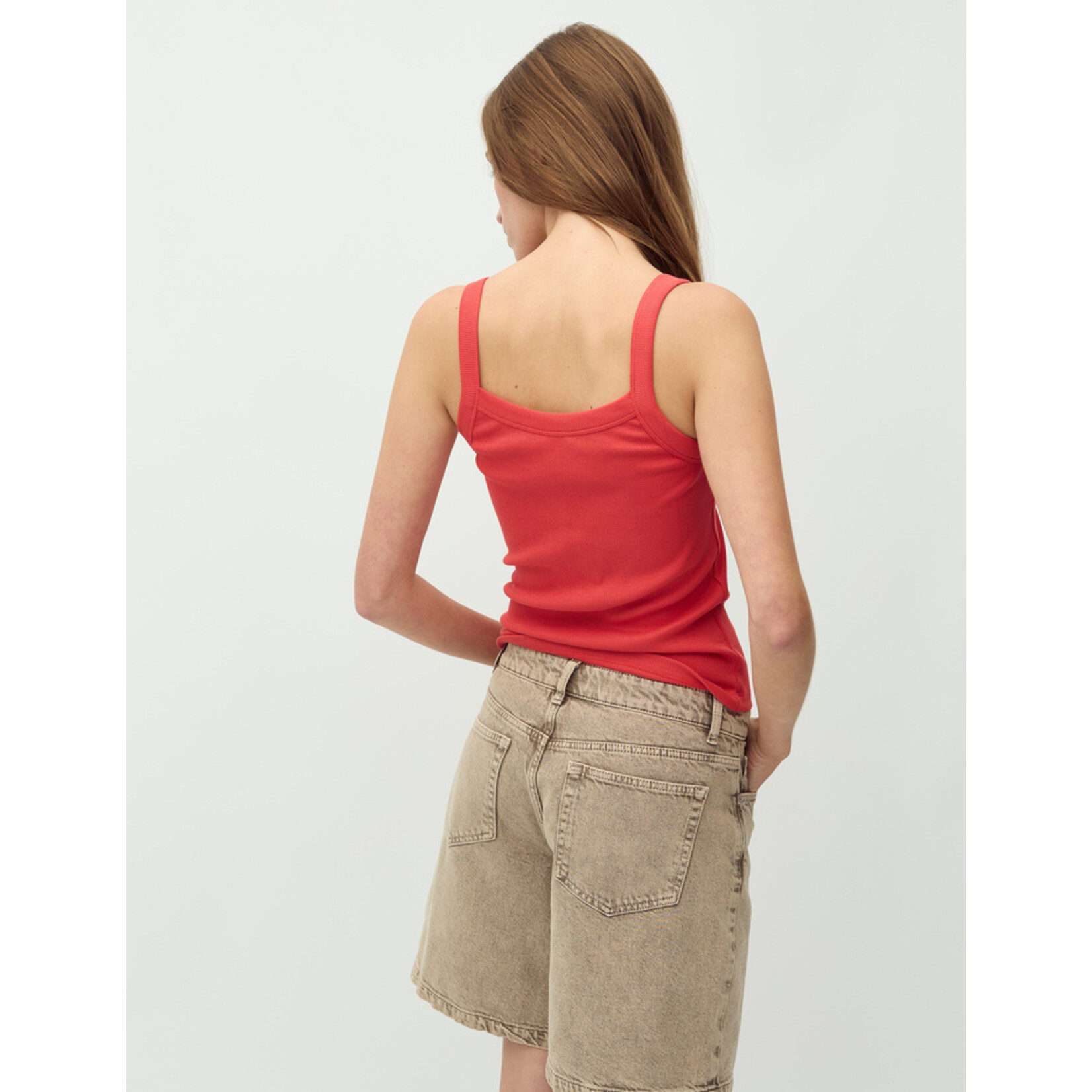mbyM Essa top 95% org. cotton en 5% elasthan