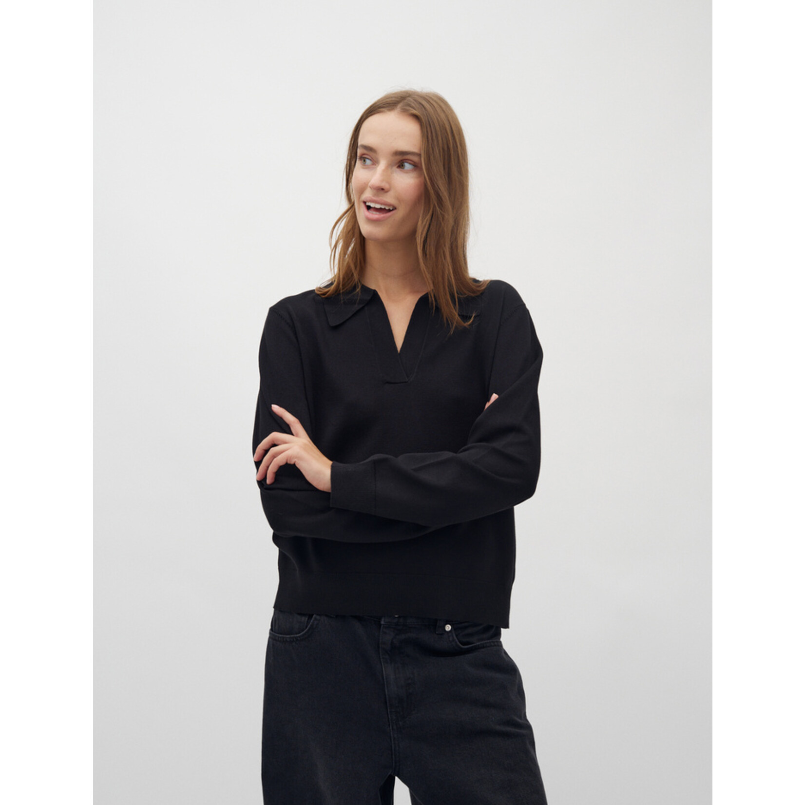 mbyM Sika-M polo met lange mouw 70% viscose en 30% polyamide