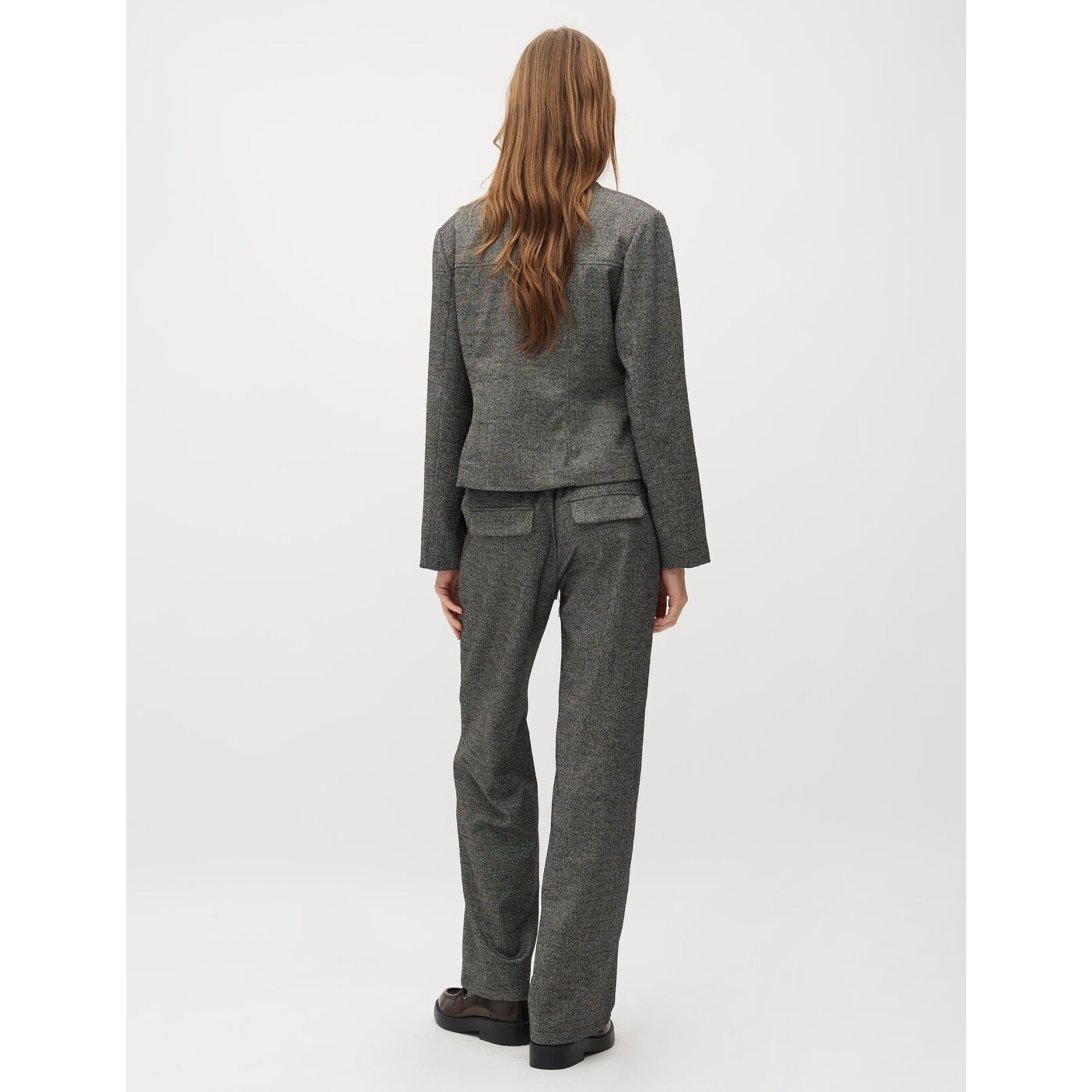 mbyM Cyrill-M pant, 50% polyester, 48% viscose en 2% elastan.