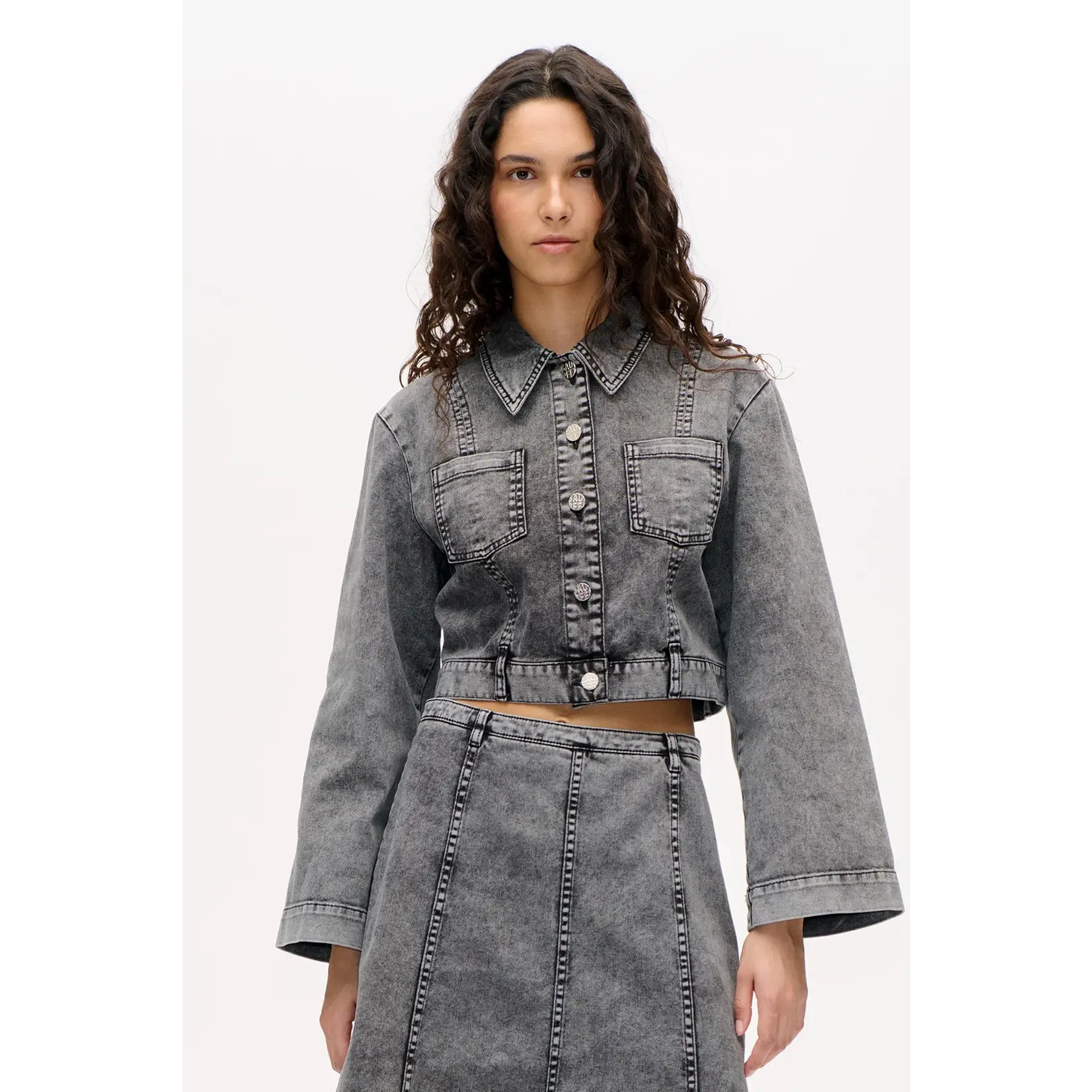 Baum und Pferdgarten Majsel 24453 washed black. Organic cotton 1% elastan.