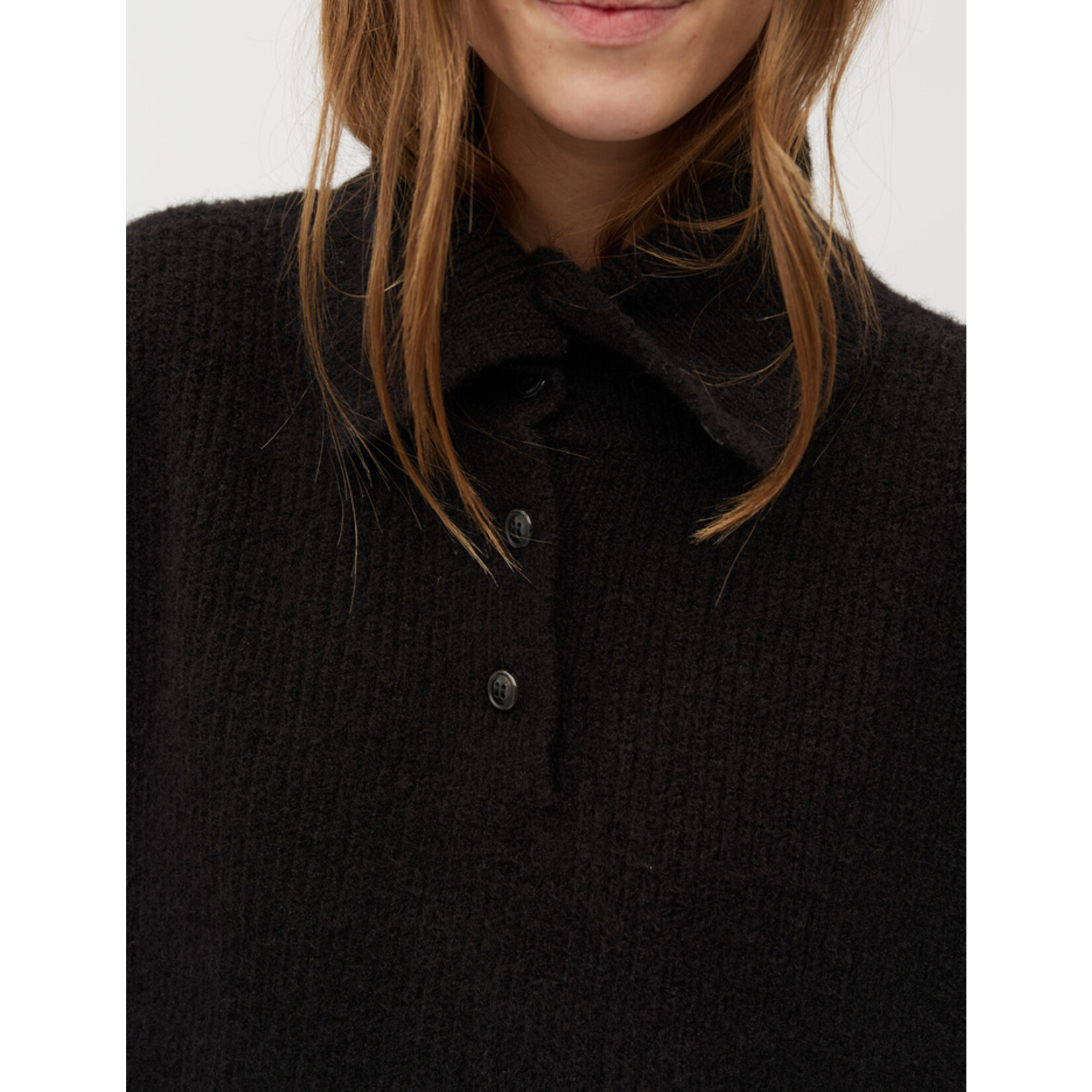 mbyM Tristiana-M Hevelyn sjaal/hes zwart 68% acryl, 12% polyester, 11% nylon, 6% wol en 3% elastan