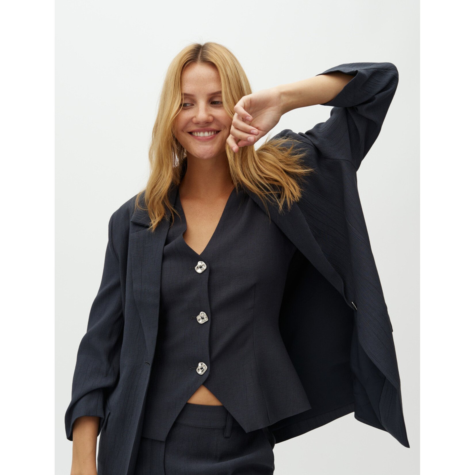 mbyM Arlise-M, Daliar, gilet dark bering sea.