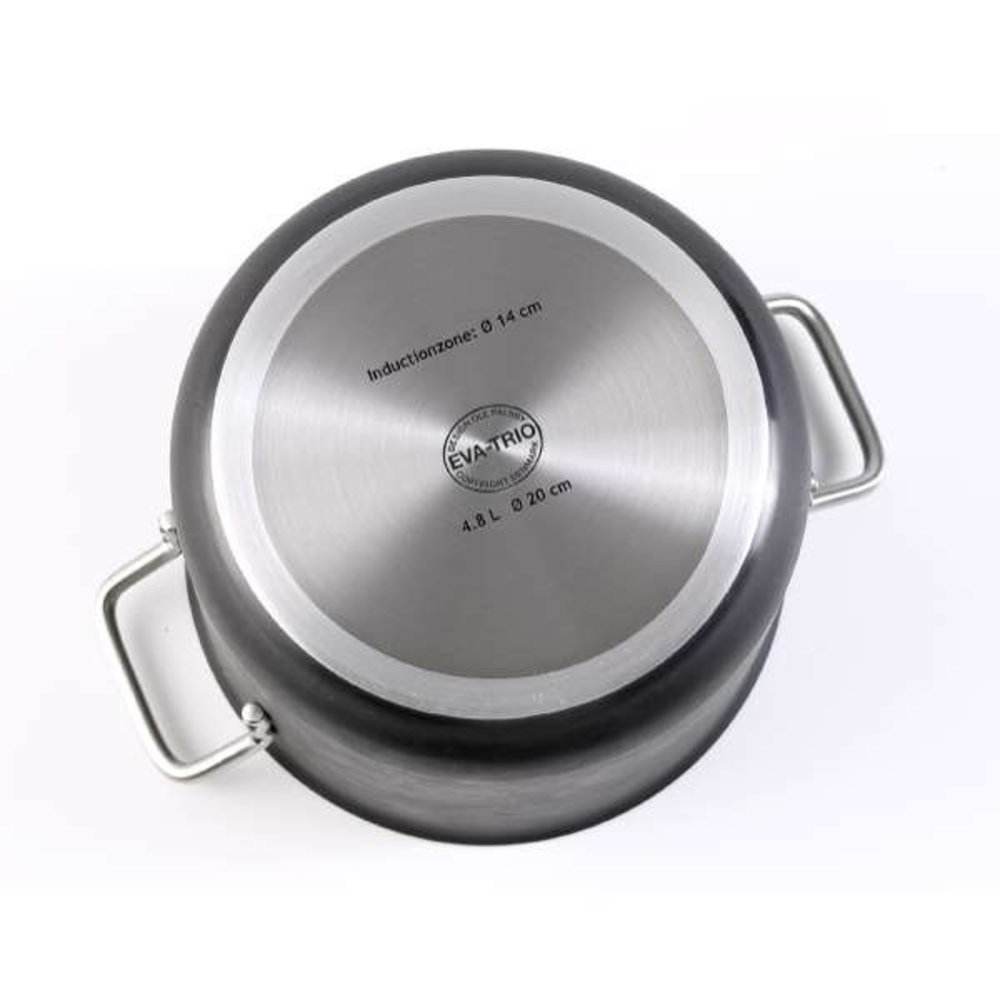 Eva Trio Eva Trio Black Line Kookpan Ø 16 cm 2,5 liter Eva Trio Eva Trio Black Line Kookpan Ø 16 cm 2,5 liter