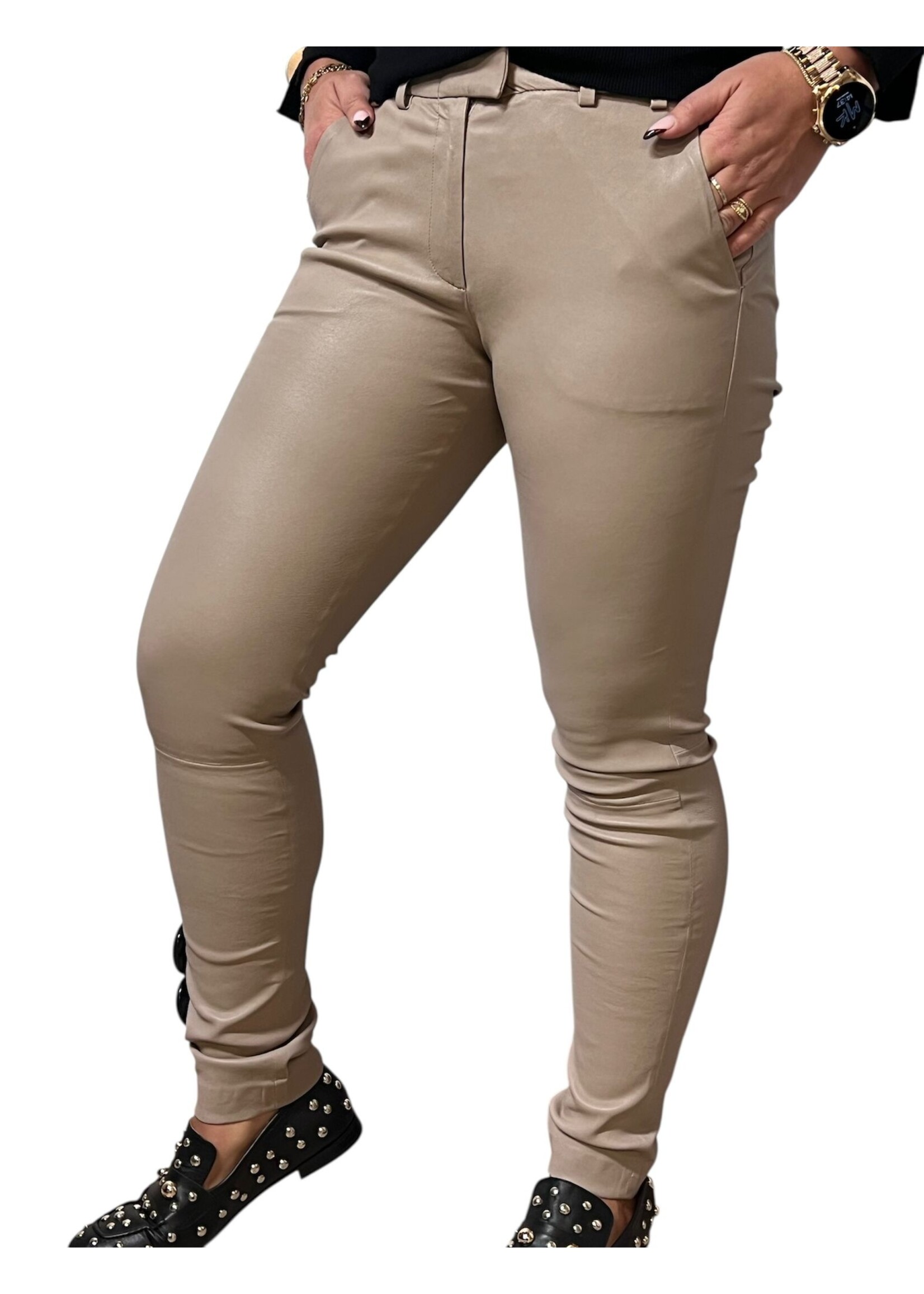 Gustav LEREN BROEKEN 58010 6873 ZWART