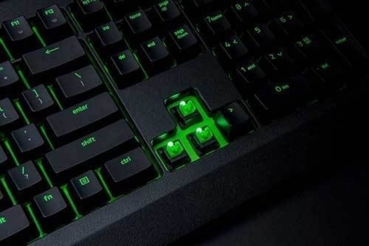 Razer BlackWidow Ultimate Keyboard (Green Switch) Razer BlackWidow Ultimate Keyboard (Green Switch)