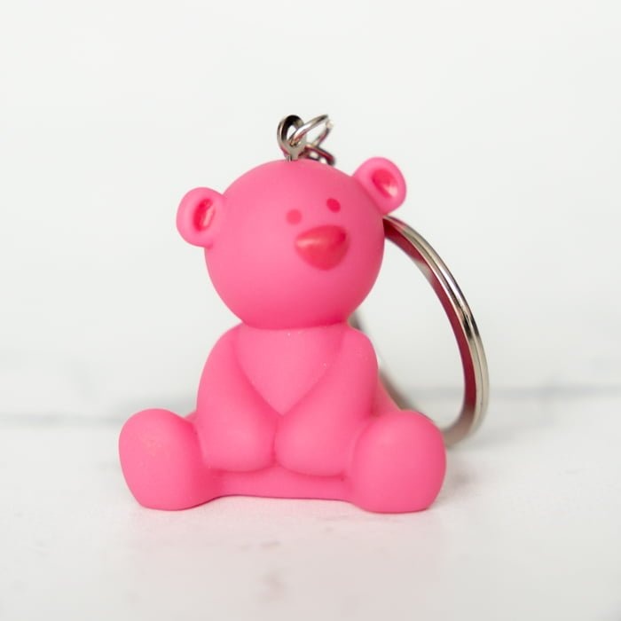 Sleutelhanger Beertje Stippel Fuchsia 4 x 4,5 cm