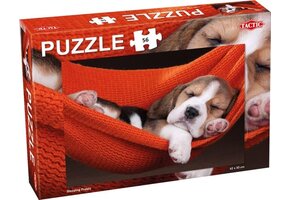 Tactic Sleeping Puppy – Puzzel – 56 stukjes – Lief Dierenportret voor Jonge Puzzelaars – Strak en Rustgevend Ontwerp – Hoogwaardige Scandinavische Kwaliteit