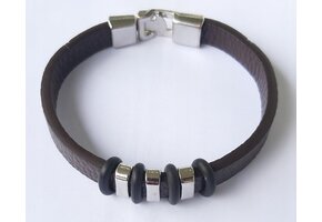Heren armband lederlook bruin met rubberen details 21,5cm