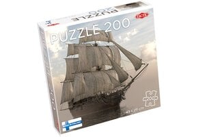 Tactic Sailboat at Sea – Puzzel – 200 stukjes – Rustig Zeegezicht met Zeilboot – Strak en Rustgevend Ontwerp – Hoogwaardige Scandinavische Kwaliteit