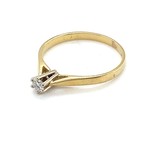 Vintage & Occasion  Occasion geelgouden Desiree solitair ring met 0.10ct diamant