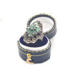 Vintage & Occasion  Occasion zilveren ring met markasiet en smaragd