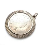 Vintage & Occasion  Occasion zilver hanger met munt Juliana 10 gulden 1945-1970