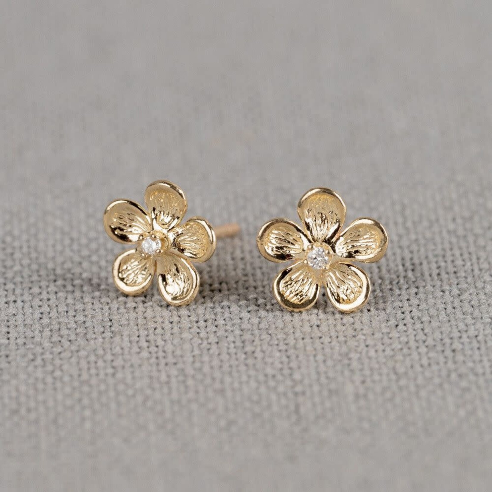 Jéh Jewels Jeh Jewels 14kt oorstekers Diamant 0,025CT Bloem 19730