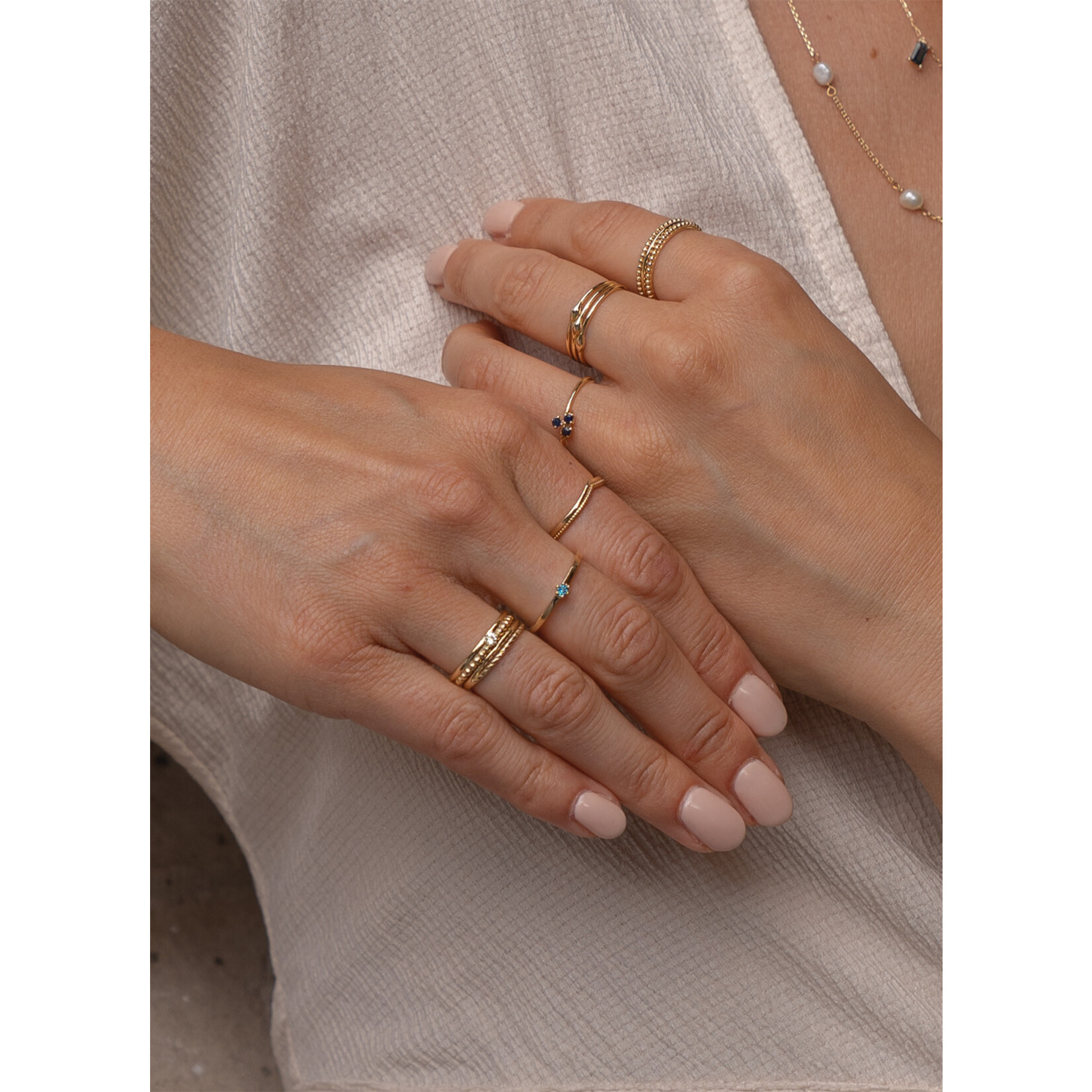 Jackie Gold Jackie Gold Triangle Sapphire Ring 14 karaat goud