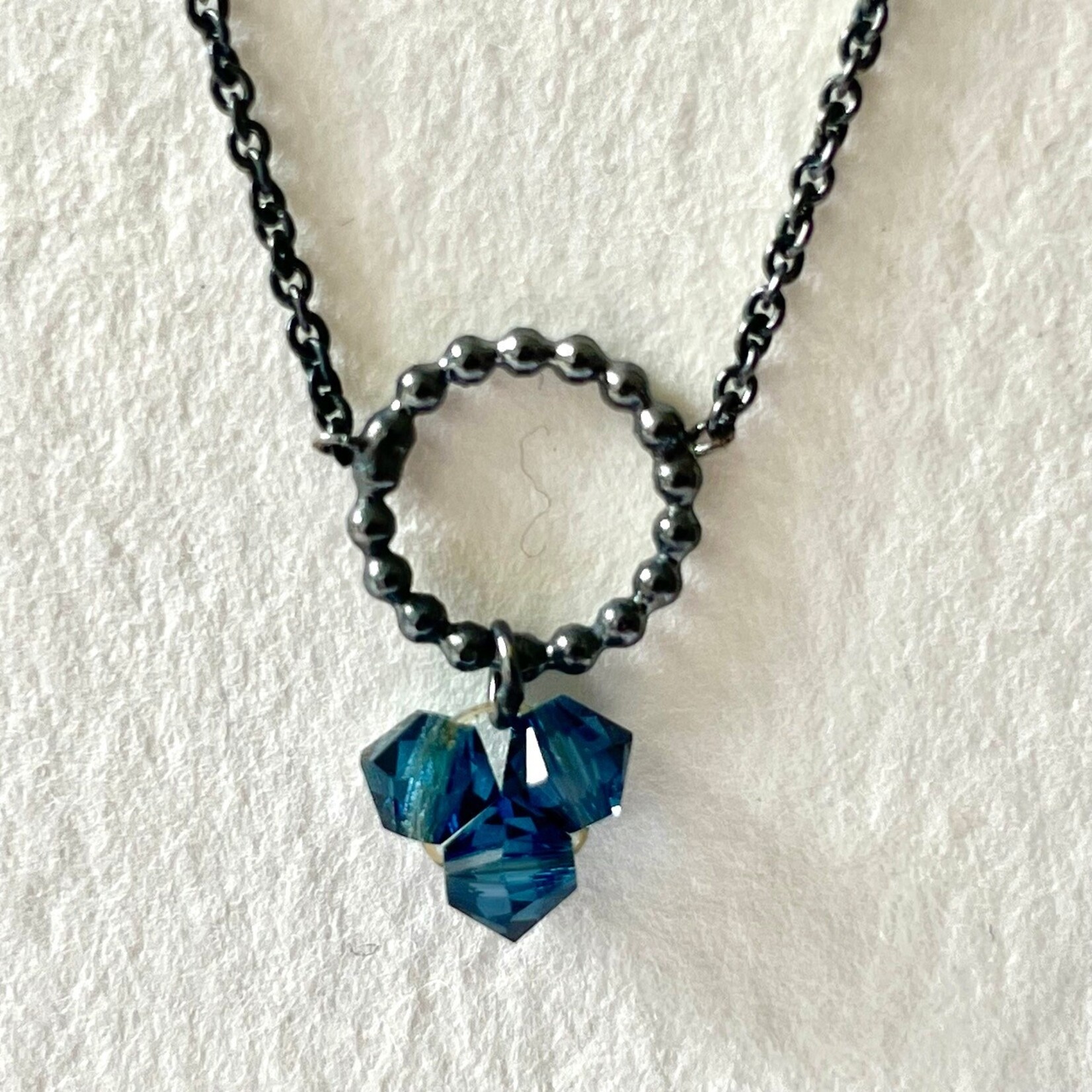 Hester Zagt Hester Zagt Swarovski collier O3