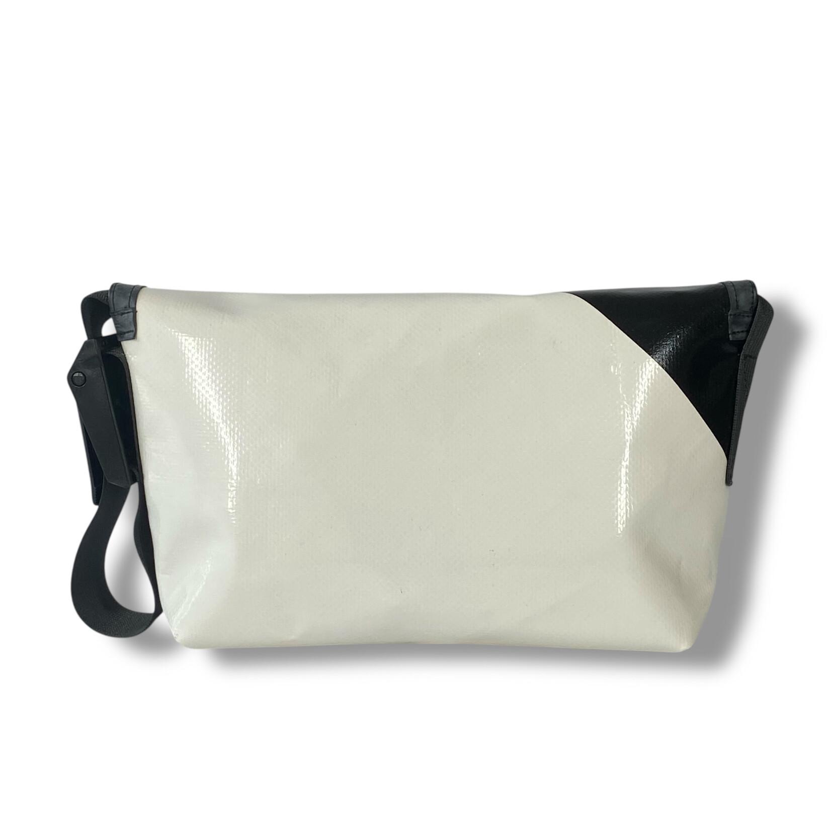 FREITAG F41 HAWAII FIVE-0 Messenger XS