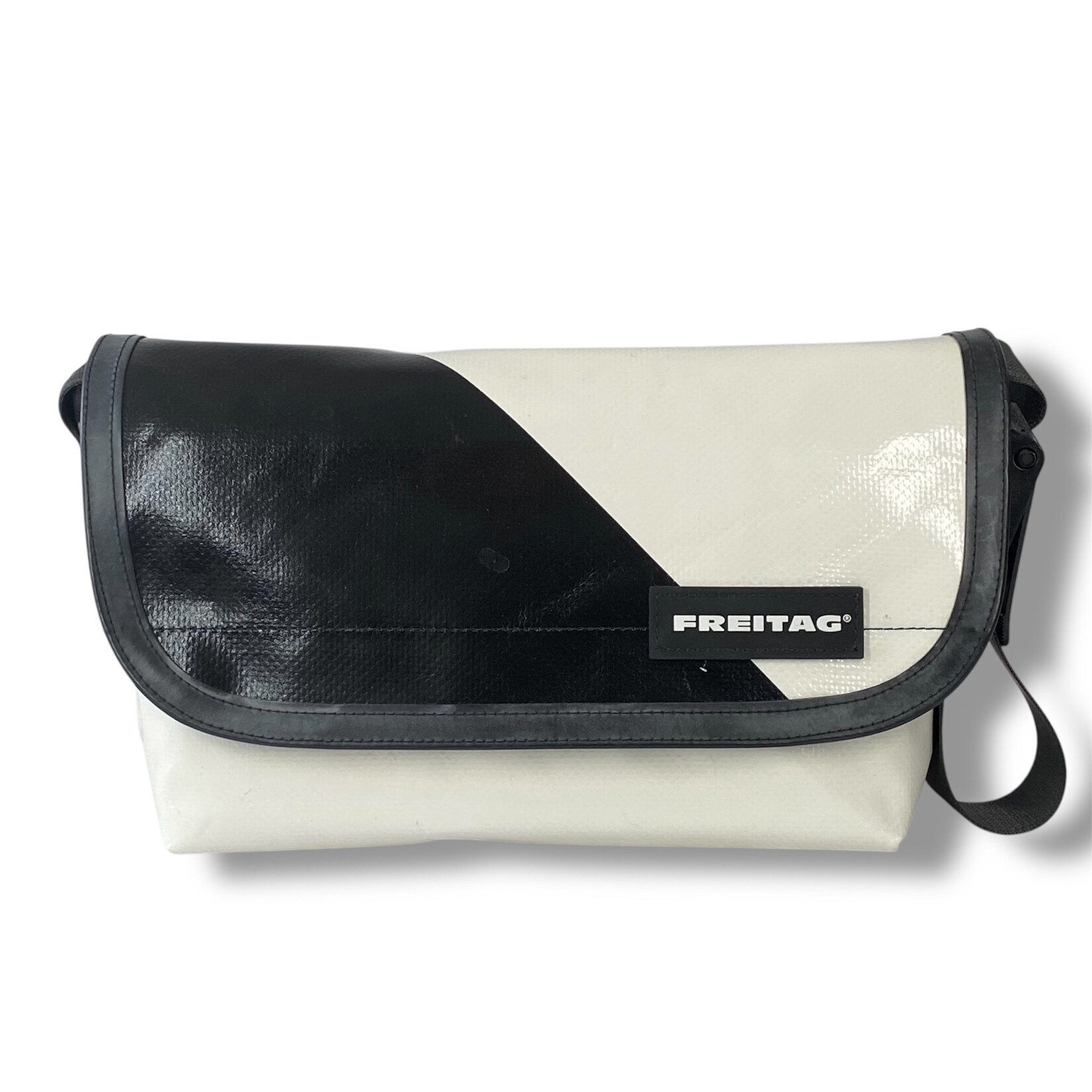 FREITAG F41 HAWAII FIVE-0 Messenger XS