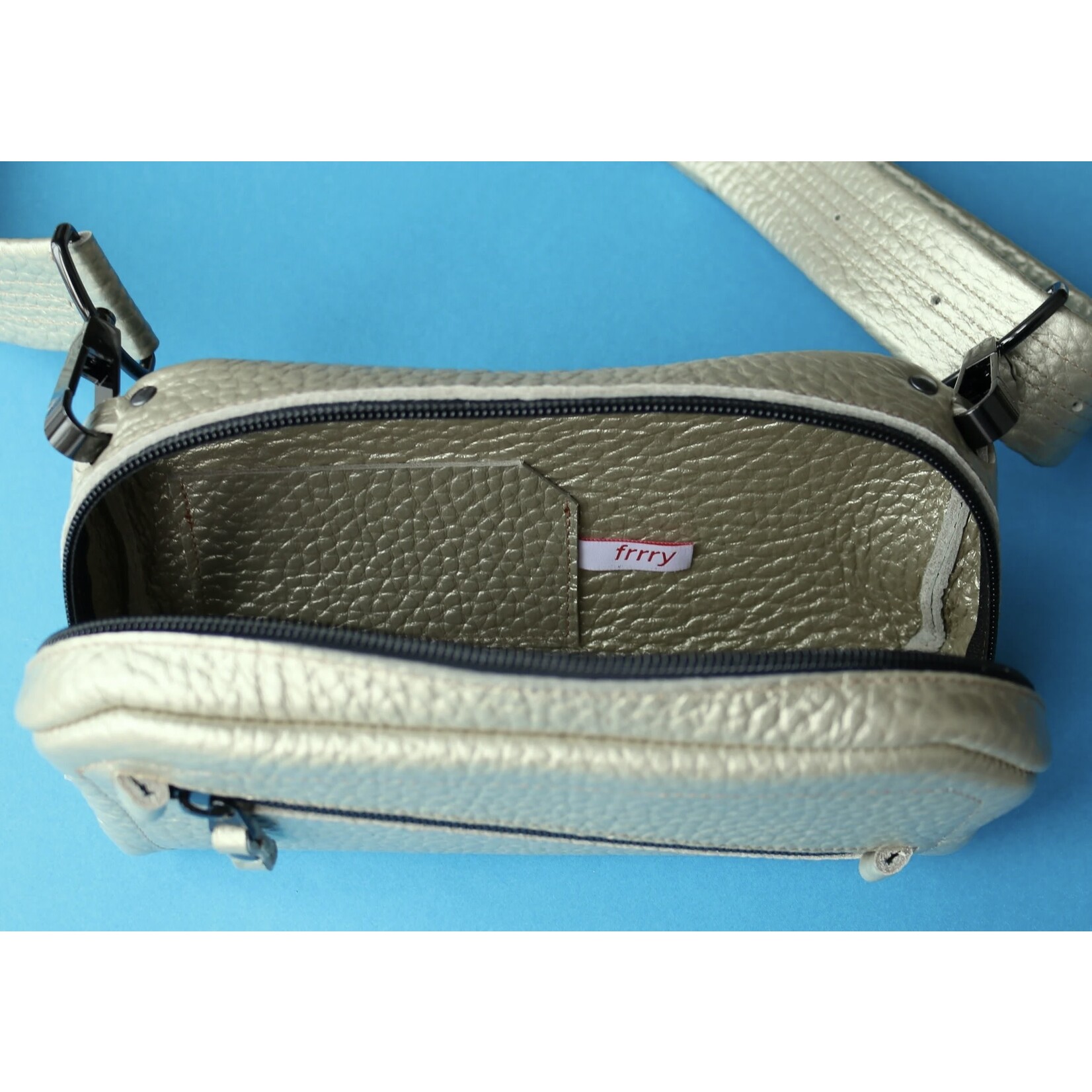 Frrry Frrry Bee Soft Gold