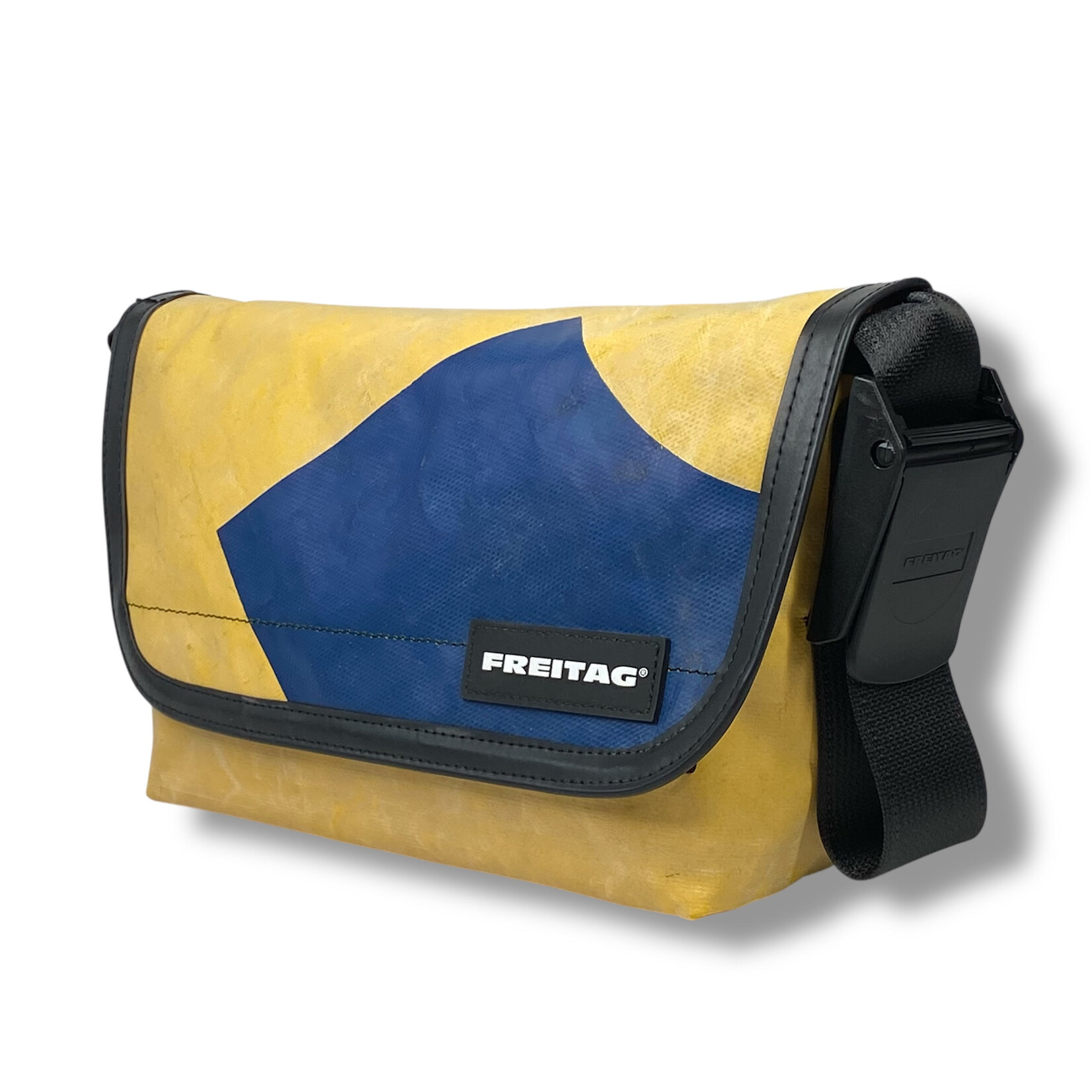 FREITAG F41 HAWAII FIVE-0 Messenger XS