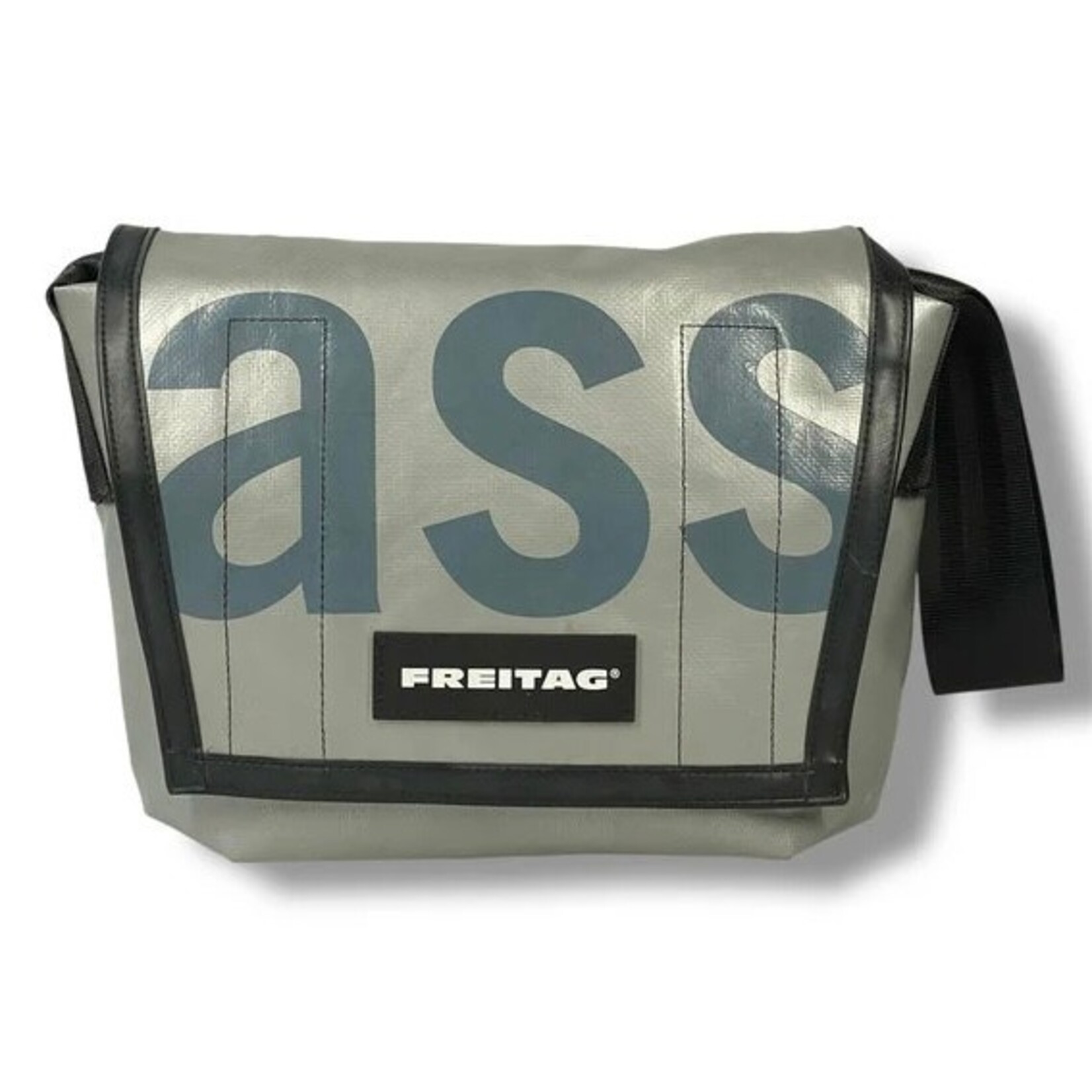 FREITAG F11 LASSIE Messenger S