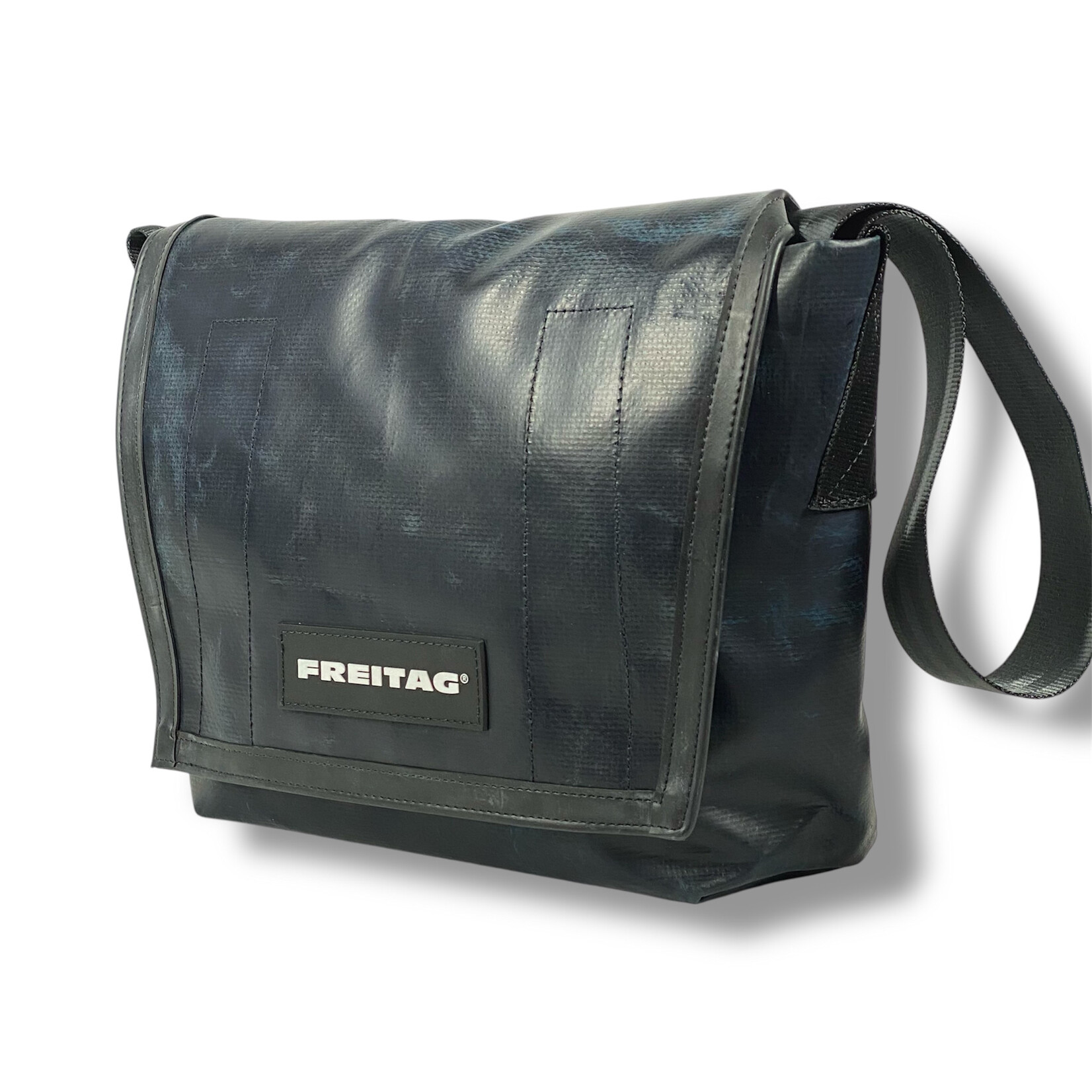 FREITAG F11 LASSIE Messenger S