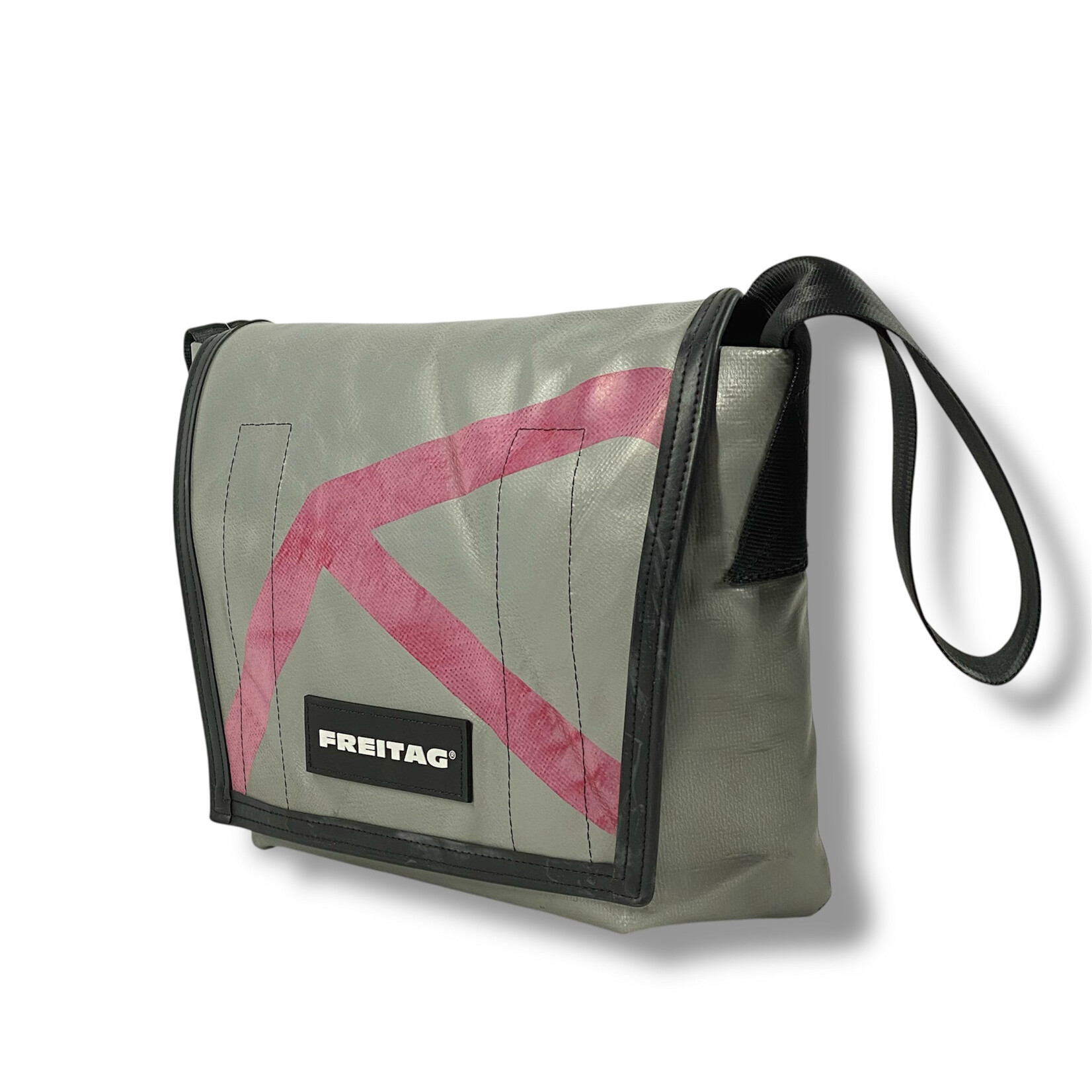 FREITAG F11 LASSIE Messenger S