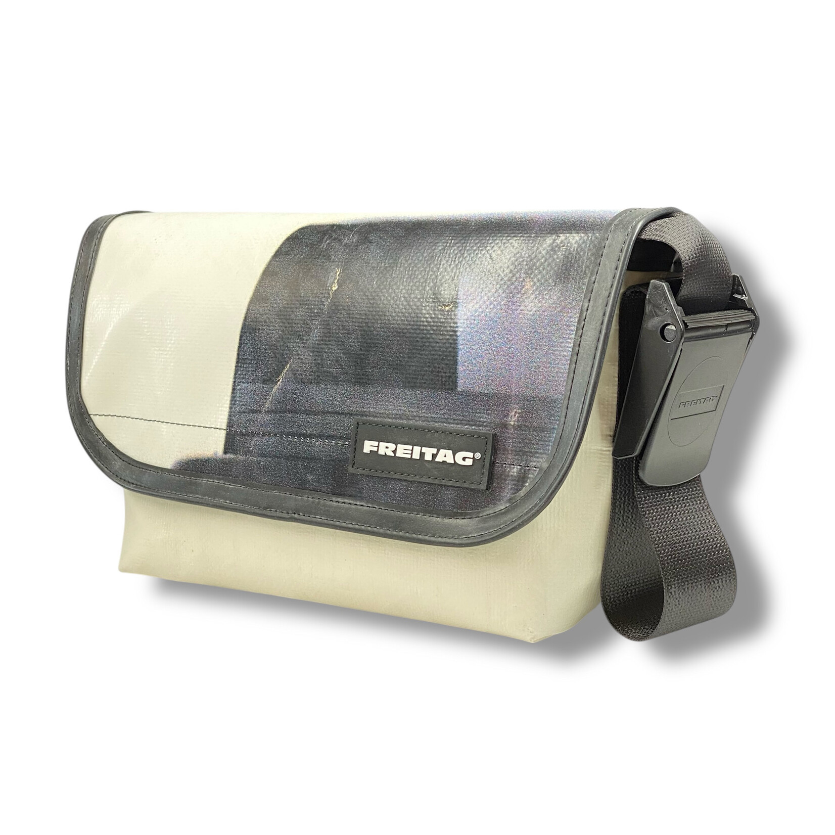 FREITAG F41 HAWAII FIVE-0 Messenger XS