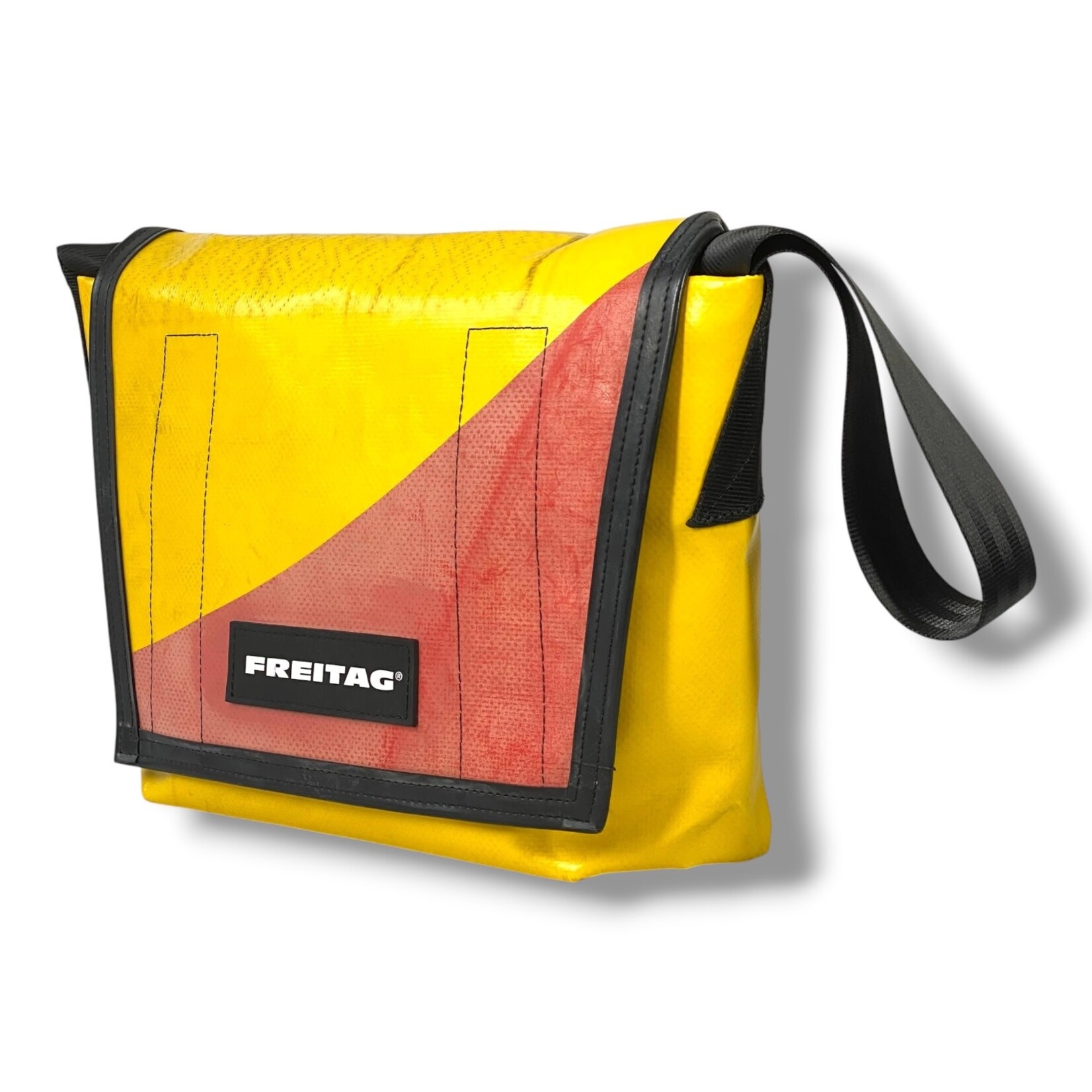 FREITAG F11 LASSIE Messenger S
