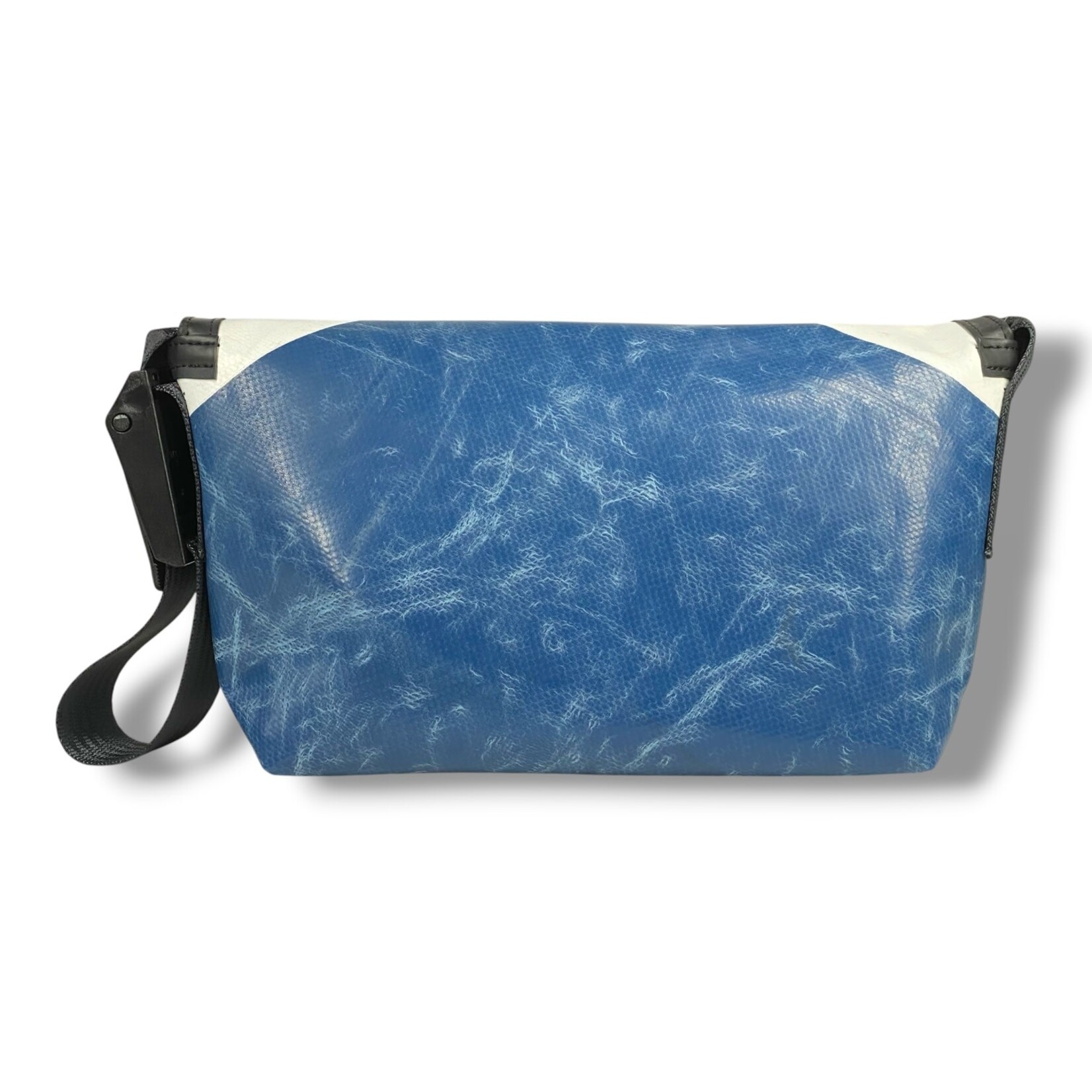 FREITAG F41 HAWAII FIVE-0 Messenger XS