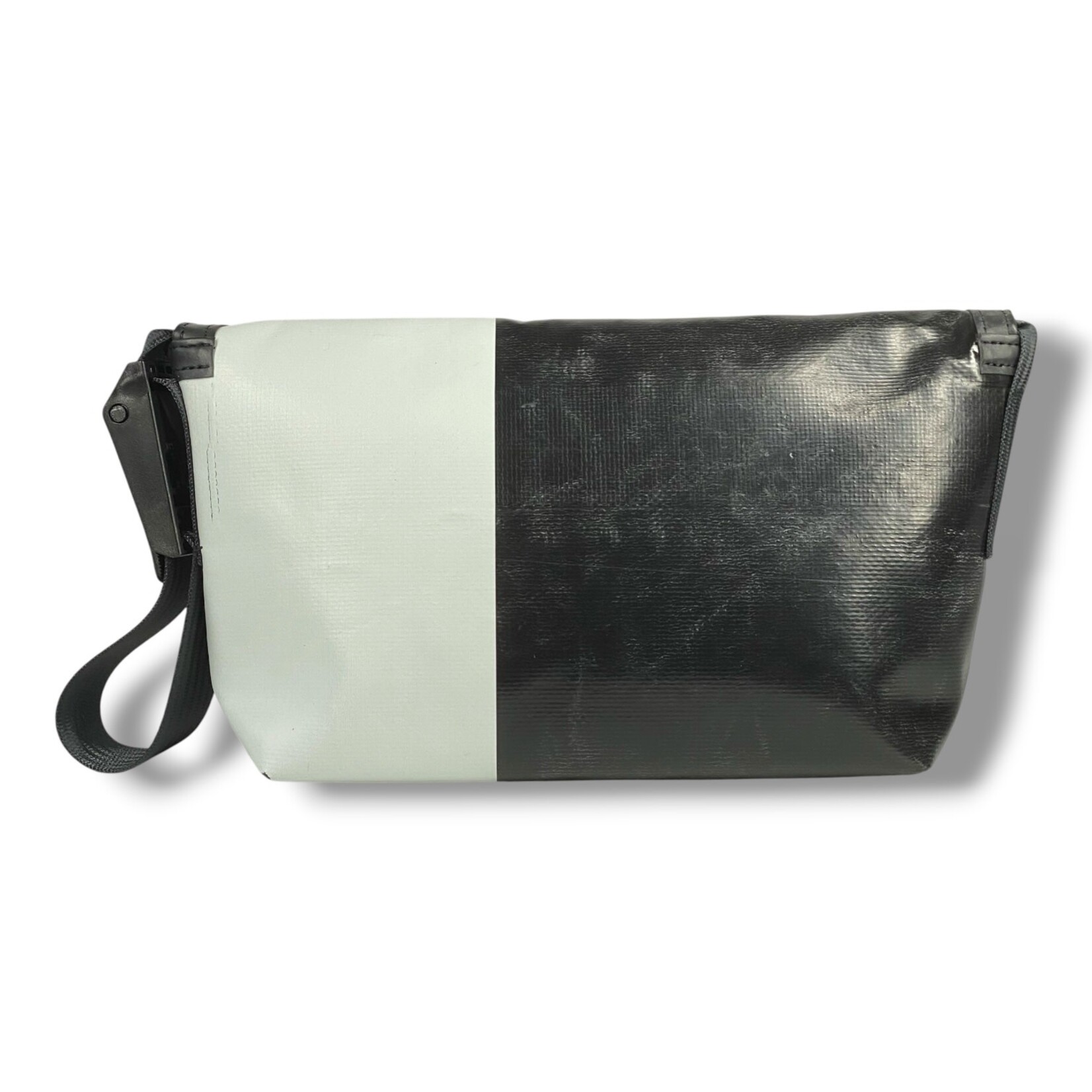 FREITAG F41 HAWAII FIVE-0 Messenger XS