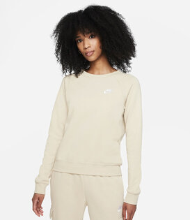 Sportswear essential