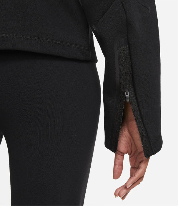 Nike Sportswear tech fleece