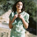 Blouses/off shoulder